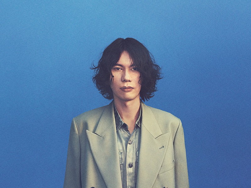 「米津玄師、2026 NHKサッカーテーマへ新曲「烏」書き下ろし(本人コメントあり)」1枚目/1
