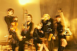 East Of Eden「East Of Eden、ニューEPの全貌公開 タイトルは『Rising In Bloom』」