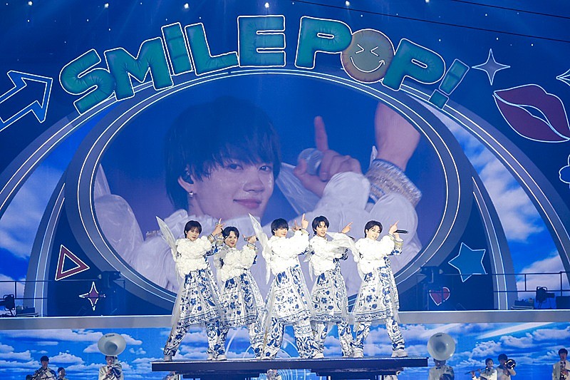 「M!LK、アリーナツアー【SMILE POP!】のライブBlu-ray&DVD発売決定」1枚目/4