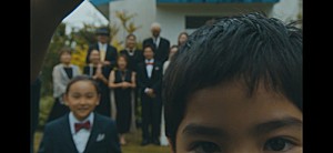 森山直太朗「森山直太朗、奄美大島で育つ男の子たちの物語を「愛々」MVで描く」