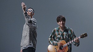 コブクロ「コブクロ、デビュー曲「YELL~エール~」とリンクした新曲「Starry Smile Story」MV公開」
