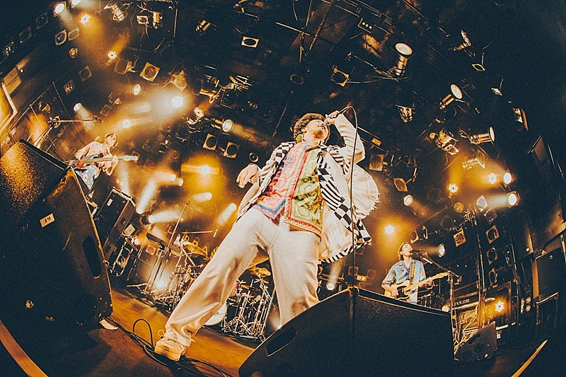 「BRADIO、インディーズ時代の全楽曲披露ライブでバンド結成15周年イヤー終幕 新アー写公開&新ツアー発表も」1枚目/13