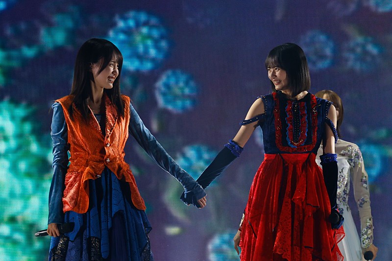 「乃木坂46、満員の東京ドームで14回目の誕生日をお祝い 過去と未来を繋ぐ乃木坂46の歴史を辿るバスラDAY1&DAY2ライブレポートが到着」1枚目/24