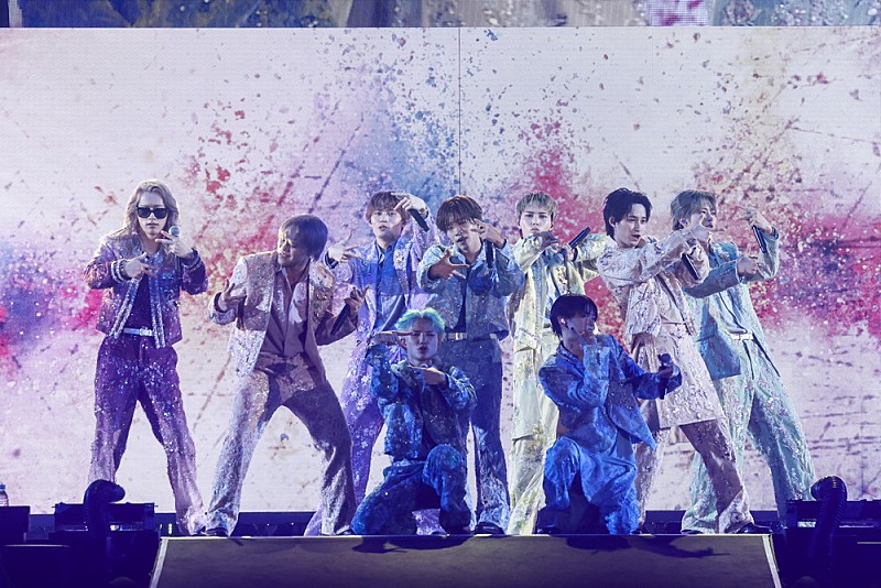 「<ライブレポート>BUDDiiS 多幸感あふれるパフォーマンスで巡る色とりどりの四季」1枚目/50