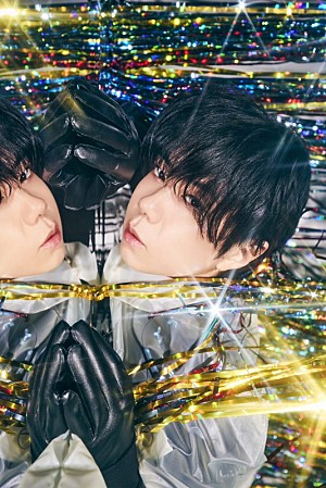 Hiromitsu Kitayama「北山宏光(Hiromitsu Kitayama)、スタイリッシュで遊び心あふれる「ICY」MV公開」