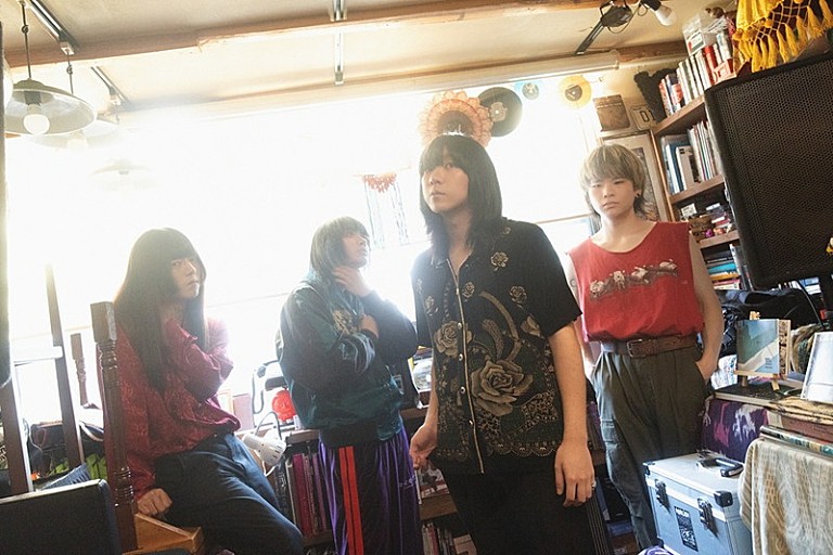ザ・シスターズハイ「ザ・シスターズハイ、新曲「祝電」MV公開 全国ツアーで彦田ジュン描き下ろし漫画を配布」