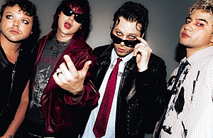 ファイヴ・セカンズ・オブ・サマー「ファイヴ・セカンズ・オブ・サマー、ダンス・ミュージックにフォーカスしたEP『CLUBSOS VOL. 1』配信」
