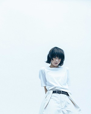 森七菜「森七菜、二つの異なる視点から構成した「Lovlog」MV公開」