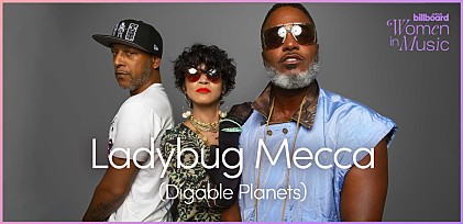 ＜わたしたちと音楽 Vol.63＞レディーバグ・メッカ（ディゲブル・プラネッツ）　やわらかさが武器になる、ヒップホップ界で“女性性”がひらいた創造の扉