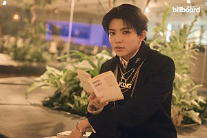 <インタビュー>山田晃大(LIL LEAGUE)、人生観を変えた本との出会い/アルバム『NEOMATIC』に込められた覚悟【WITH BOOKS】