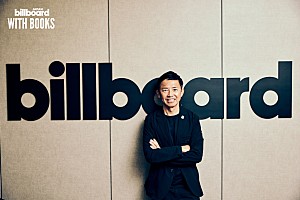 ＜インタビュー＞GAKU-MCが「本」に宿した、輝きを秘めた言葉たち―― 選択肢を増やすことで広がる未来への一歩【WITH BOOKS】