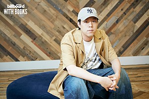 <インタビュー>「力が欲しいか!!」に心を撃ち抜かれて――世界(EXILE / FANTASTICS)が語る、人生を変えた漫画たち【WITH BOOKS】