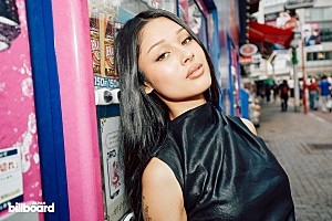 <インタビュー>Mia Takarabe、スティーヴ・アオキとの共演からサマソニ出演まで果たした“Global J-POP” 新星シンガーが大切にしている日本人父からの言葉
