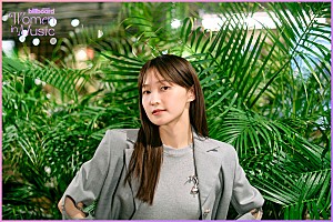 <わたしたちと音楽 Vol.84>鞘師里保 17歳ですべてを手放して知った、“無理をしない”という強さ