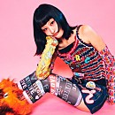 【MONTHLY FEATURE】「mosi mosi?」で注目 楽音が語る“出会い”と“遊び心”